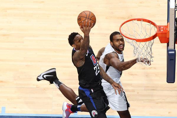 体育比赛直播_足球_波胆_买球_篮球_电竞_在线投注雨燕360体育足球直播吧(黑白体育直播)